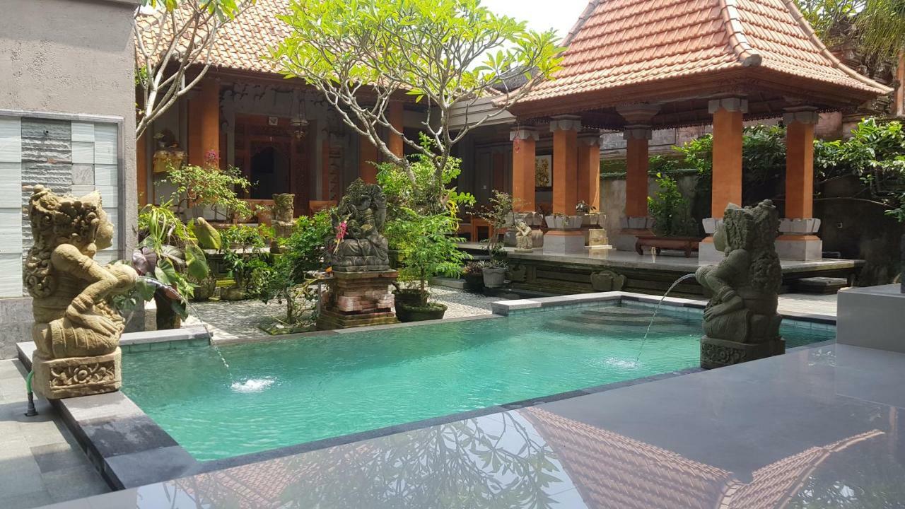 Satya House Ubud Esterno foto