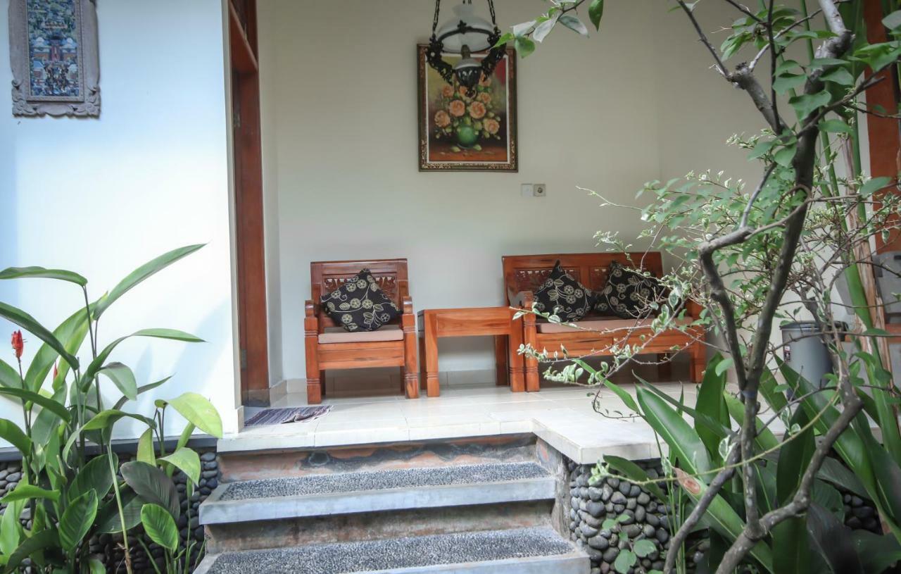 Satya House Ubud Esterno foto